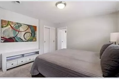 6200 S Land Park Drive, Sacramento, CA 95831 - Photo 24