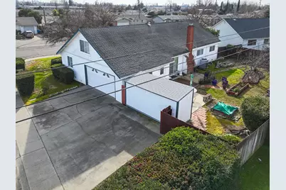 639 E 22nd Street, Marysville, CA 95901 - Photo 2