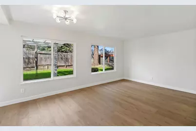 10049 Elgin River Court, Rancho Cordova, CA 95670 - Photo 12