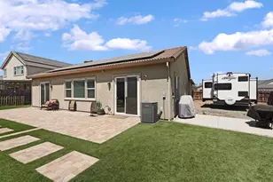 2013 Van Ruiten Dr, Lodi, CA 95242 - Photo 12