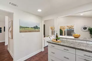 7527 Bruno Way, Sacramento, CA 95828 - Photo 10