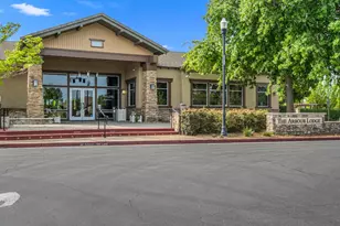 9875 Westminster Way, Elk Grove, CA 95757 - Photo 32