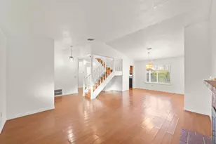 7765 Twain Ct, Sacramento, CA 95828 - Photo 10