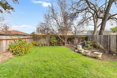 2735 57th Street, Sacramento, CA 95817 - Photo 40