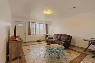 5238 E Sonora St, Stockton, CA 95215 - Photo 4