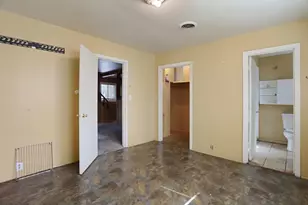 2018 E Myrtle St, Stockton, CA 95205 - Photo 14