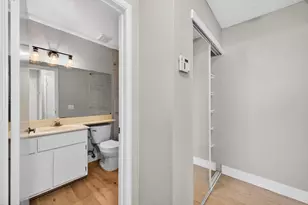 7639 Clover Woods Ct, Sacramento, CA 95828 - Photo 18