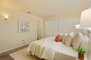 8215 Manhattan Dr, Stockton, CA 95210 - Photo 24