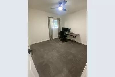 8936 Fashion Drive, Sacramento, CA 95826 - Photo 6