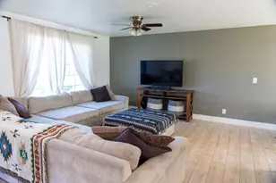 1612 Larry St, Olivehurst, CA 95961 - Photo 16