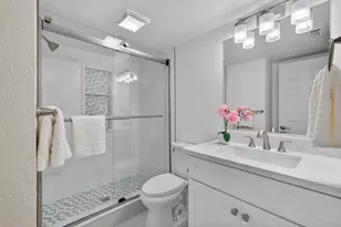 19 Whitestone Ct, Elk Grove, CA 95758 - Photo 16