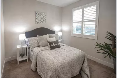 10352 Charles Morris Way, Elk Grove, CA 95757 - Photo 16