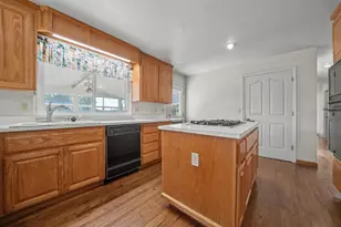 4877 Hillvale Dr, Valley Springs, CA 95252 - Photo 20