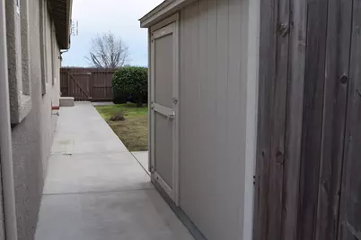 935 Mono Street, Manteca, CA 95337 - Photo 24