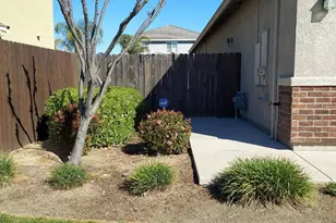 935 Mono St, Manteca, CA 95337 - Photo 2