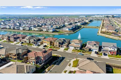 5743 Waterstone Street, Sacramento, CA 95835 - Photo 36