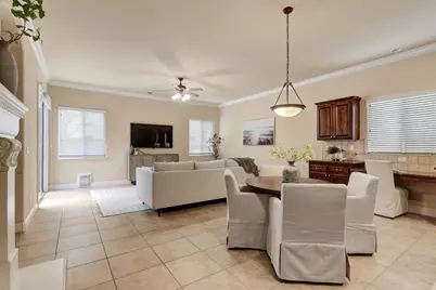 100 Palomares, Roseville, CA 95747 - Photo 22