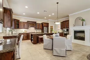 100 Palomares, Roseville, CA 95747 - Photo 2