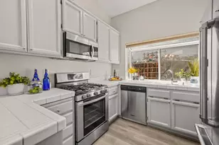 236 Rochelle Ct, Roseville, CA 95661 - Photo 8