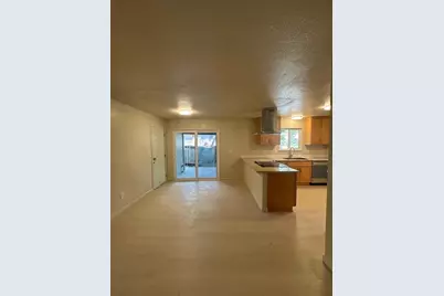 9314 Cherbourg Way, Stockton, CA 95210 - Photo 4