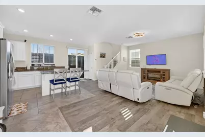6 Aurum Park Court, Sacramento, CA 95838 - Photo 2