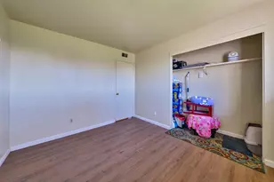 8208 Dierks Rd, Sacramento, CA 95830 - Photo 22