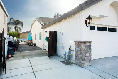 1876 McCune Ave, Yuba City, CA 95993 - Photo 46
