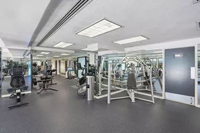 6363 Christie Avenue #717, Emeryville, CA 94608 - Photo 8