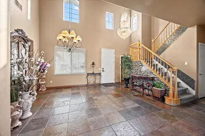 9820 Spring View Way, Elk Grove, CA 95757 - Photo 6