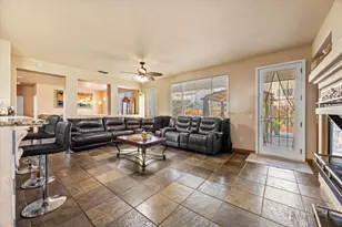 9820 Spring View Way, Elk Grove, CA 95757 - Photo 8