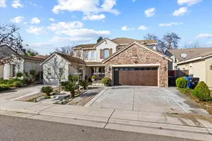 9820 Spring View Way, Elk Grove, CA 95757 - Photo 2