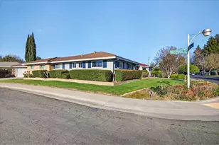 5940 Gloria Dr, Sacramento, CA 95822 - Photo 10