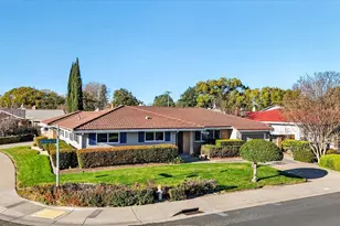 5940 Gloria Dr, Sacramento, CA 95822 - Photo 2