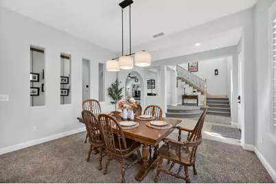 5204 Crown Bench Circle, Elk Grove, CA 95757 - Photo 12