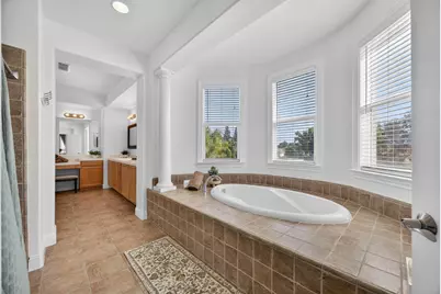 5204 Crown Bench Circle, Elk Grove, CA 95757 - Photo 36