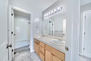 1176 Junction Dr, Manteca, CA 95337 - Photo 20