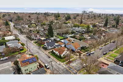 1301 36th Street, Sacramento, CA 95816 - Photo 34