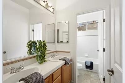 1047 Elsworth Way, Folsom, CA 95630 - Photo 40