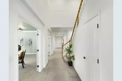 1047 Elsworth Way, Folsom, CA 95630 - Photo 4