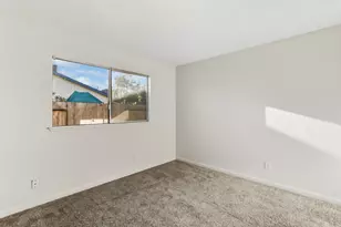 6690 Hometown Way, Sacramento, CA 95828 - Photo 10