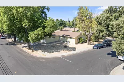 301 S Emerald Avenue, Modesto, CA 95351 - Photo 22