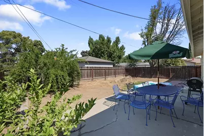 301 S Emerald Avenue, Modesto, CA 95351 - Photo 18