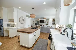 2220 Castleview Dr, Turlock, CA 95382 - Photo 12