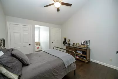 2220 Castleview Drive, Turlock, CA 95382 - Photo 32