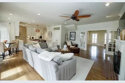 2220 Castleview Drive, Turlock, CA 95382 - Photo 8