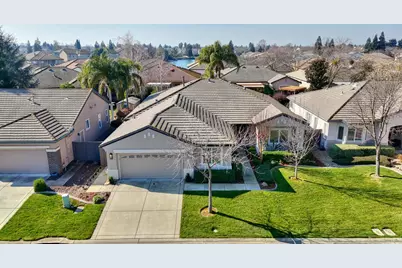 2701 Robinson Creek Lane, Elk Grove, CA 95758 - Photo 58