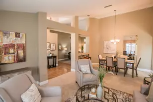 9513 Laguna Lake Way, Elk Grove, CA 95758 - Photo 12