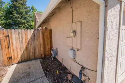 9513 Laguna Lake Way, Elk Grove, CA 95758 - Photo 50