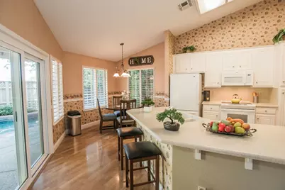 9513 Laguna Lake Way, Elk Grove, CA 95758 - Photo 20