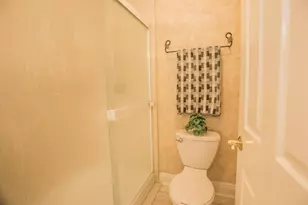 9513 Laguna Lake Way, Elk Grove, CA 95758 - Photo 34